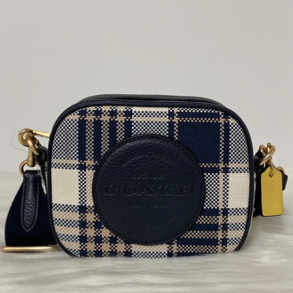 New💃Coach Mini Dempsey Camera Crossbody Bag And Coach Patch - Picture 1 of 10